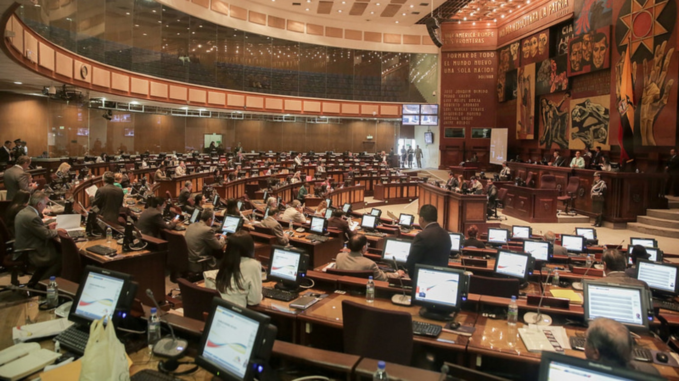 Guillermo Lasso decreta la ‘muerte cruzada’ y disuelve la Asamblea Nacional