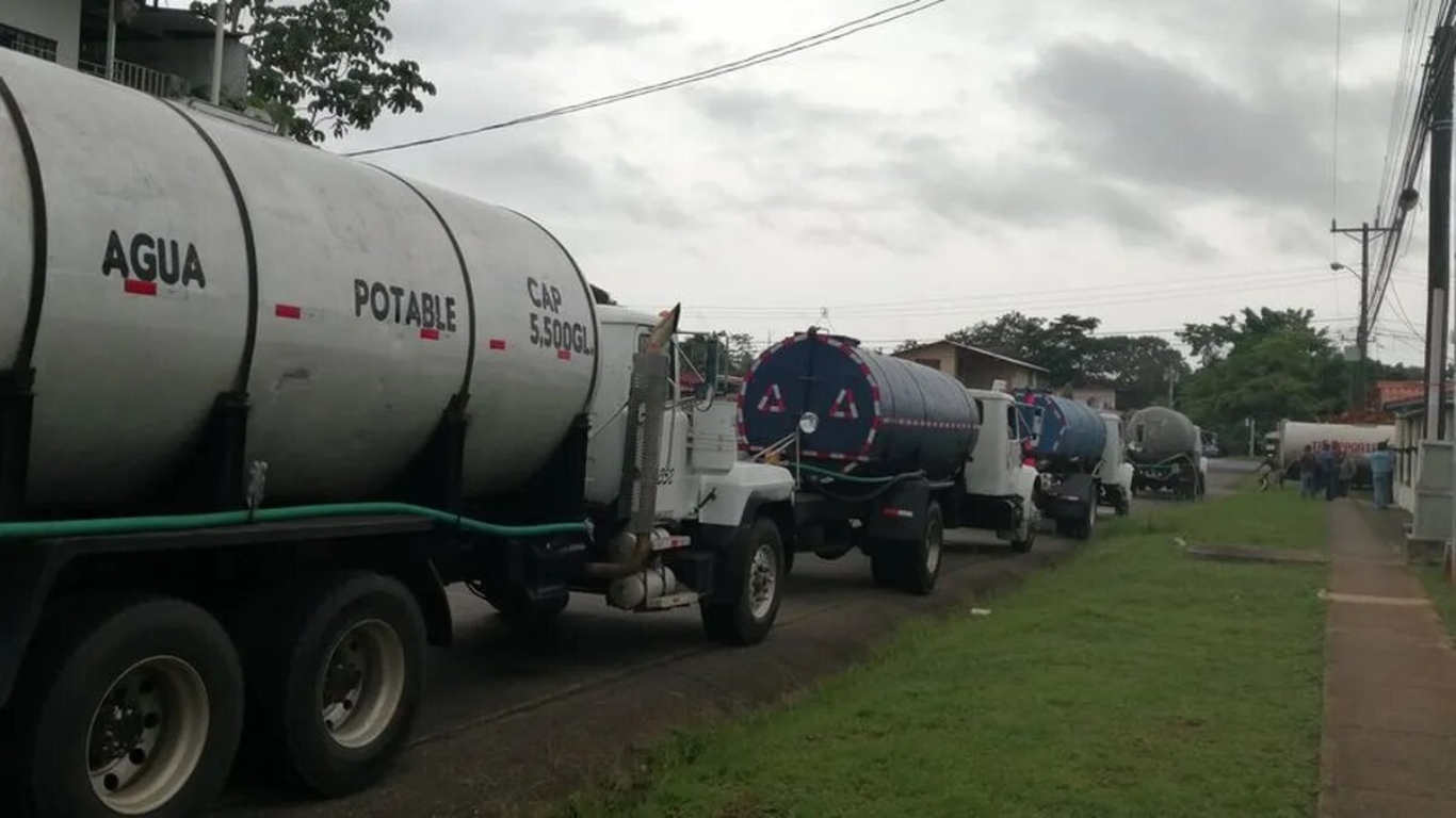 Intentan reducir el servicio de carros cisternas en poblados de La Chorrera