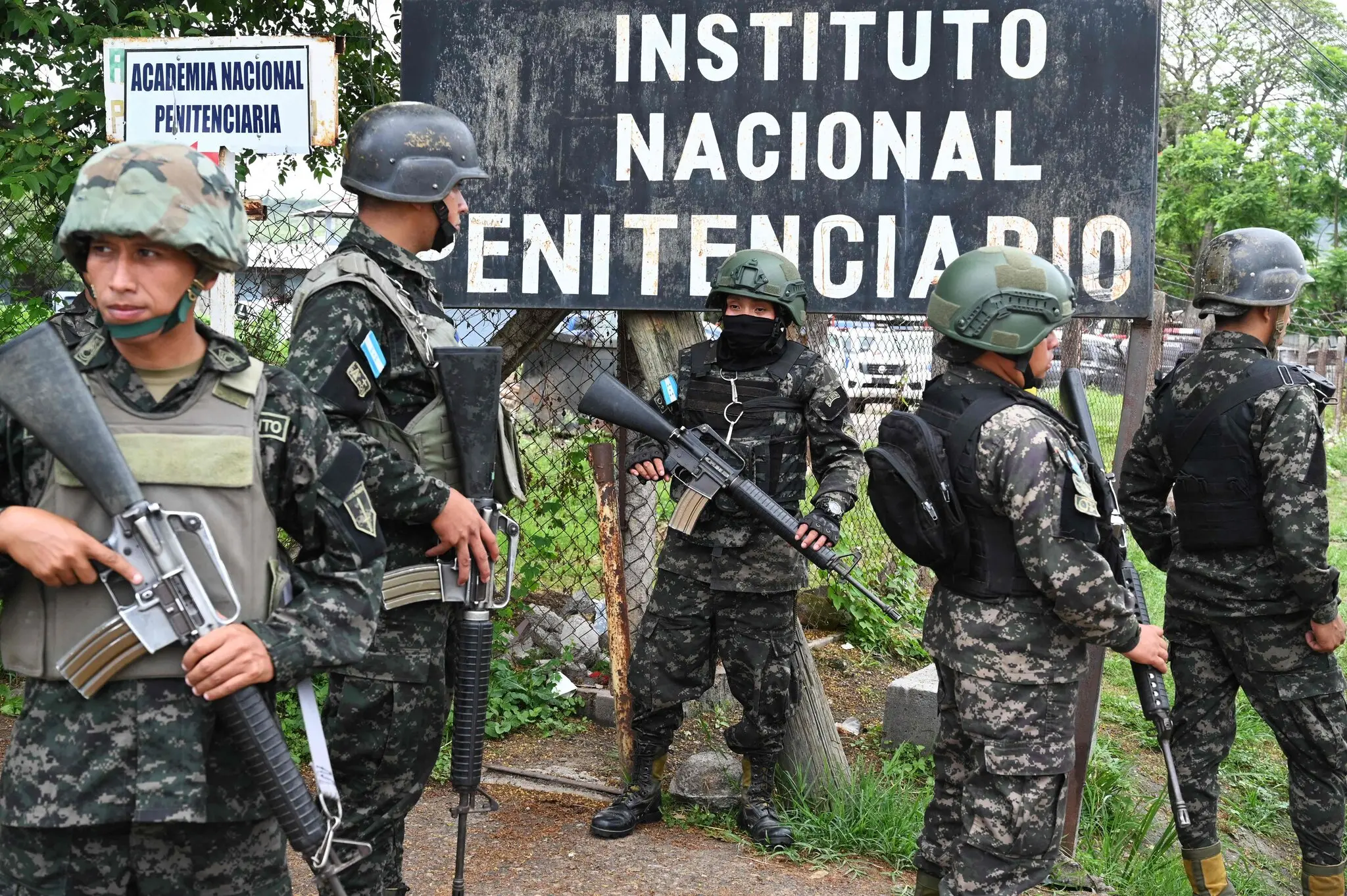 Al menos 41 reclusas murieron en el motín de una cárcel de mujeres en Honduras
