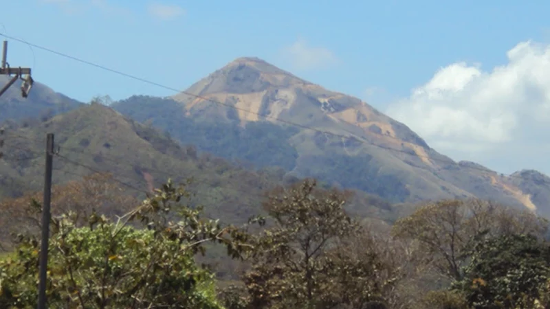 Santeños rechazan la minería