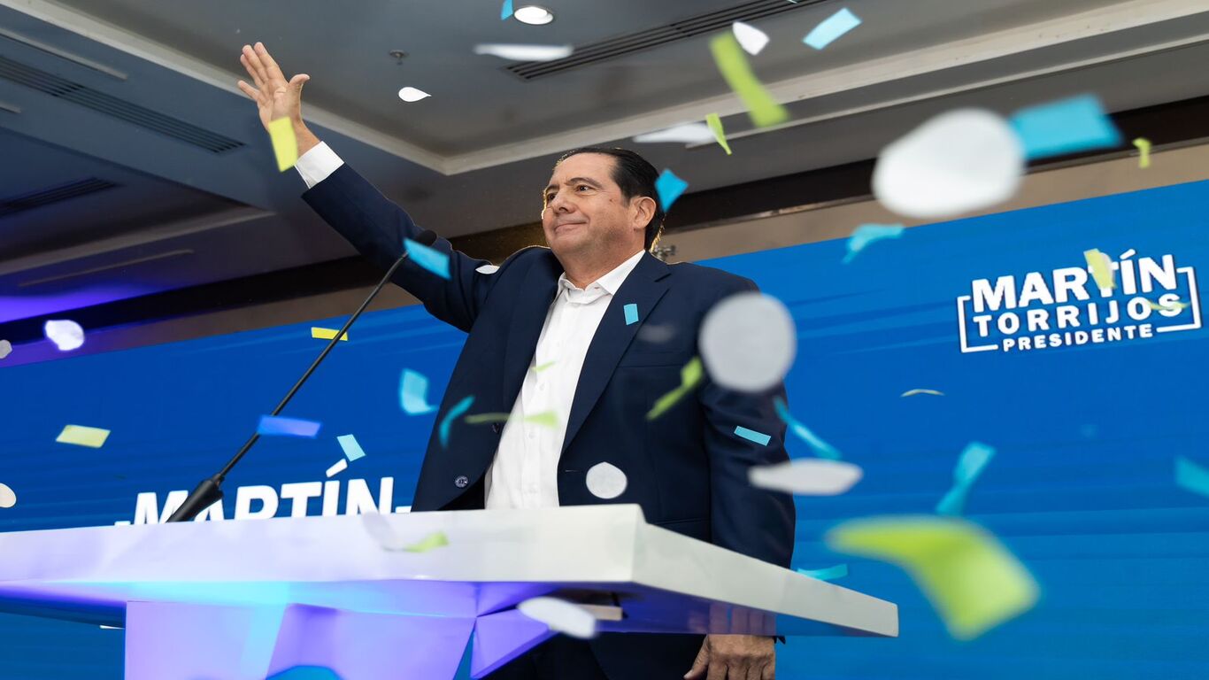 Populares ratifican a Martín Torrijos