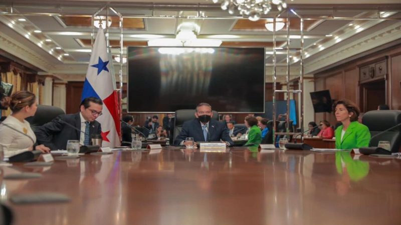 Presidente Cortizo Cohen recibe a la Secretaria de Comercio de Estados Unidos, Gina Raimondo