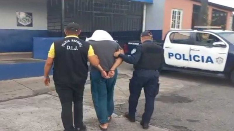 Tenga cuidado con sus hijos, cae agresor sexual que captaba a sus víctimas fuera de los colegios