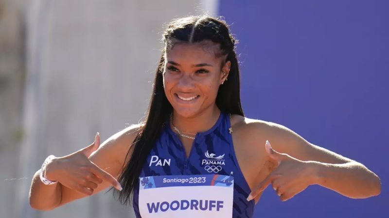 Panameña Woodruff finalmente recibe medalla de oro 24 horas después de haberla ganado