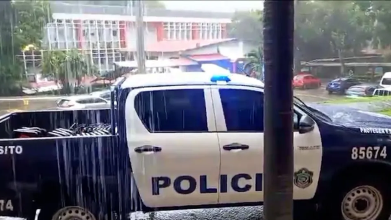 Policia Nacional pide disculpas por el ingreso de un auto de esta institución a la Universidad de Panamá