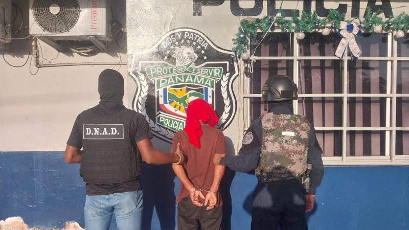 Policía aprehende a un hombre con presunta droga en Capira