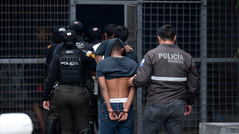 Reportan 1.753 detenidos a una semana de decretarse el conflicto armado