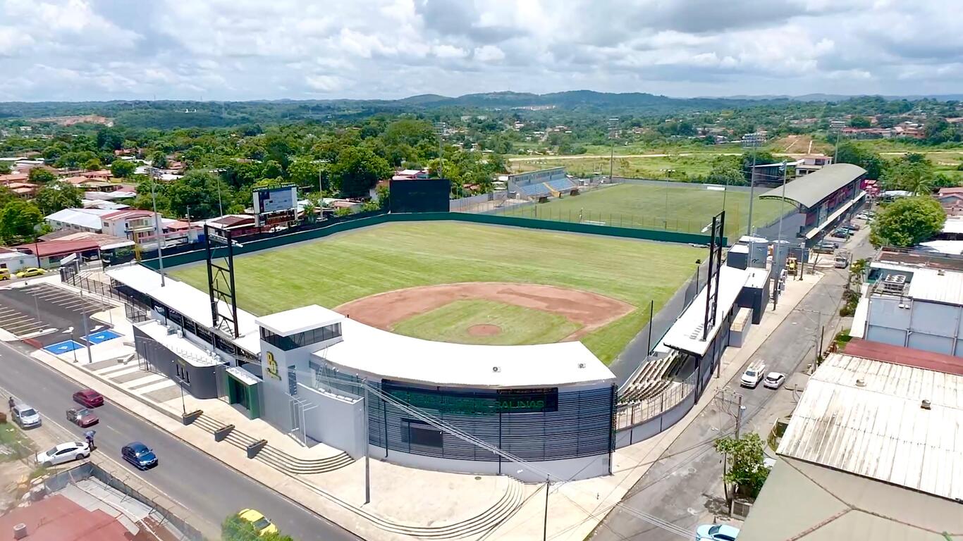 La Chorrera tiene estadio remodelado, presidente Cortizo hace entrega, del Justino “Gato Brujo” Salinas