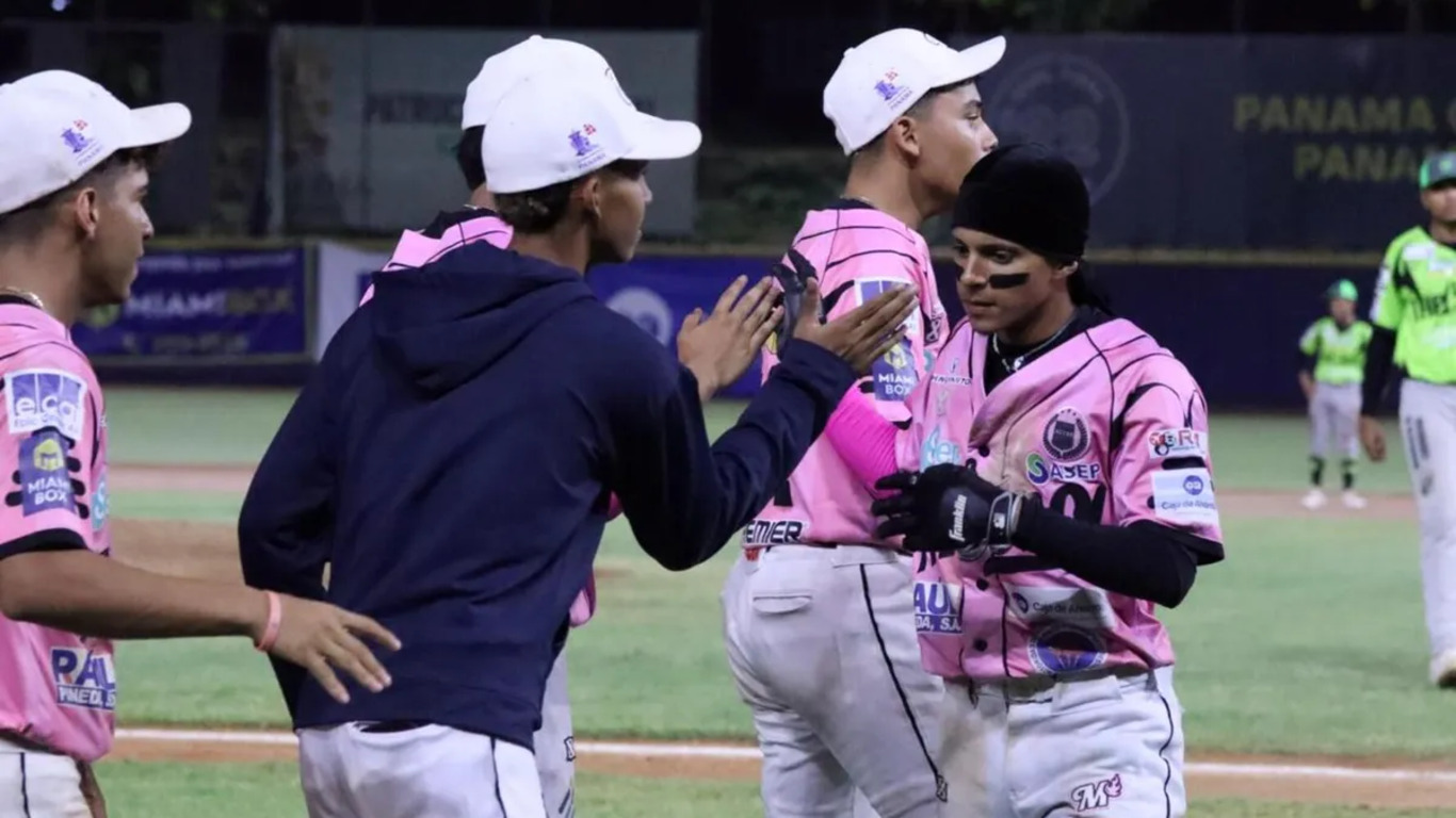 Béisbol Juvenil 2024: Panamá Metro saca a Oeste del trono y pasa a la final