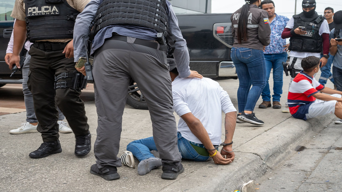 Continúa la violencia en Ecuador  más de 6.600 los detenidos en 30 días de conflicto