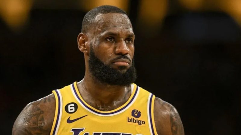 LeBron James sigue haciendo historia, se convierte en el primer jugador de la NBA en anotar 40.000 puntos en su carrera