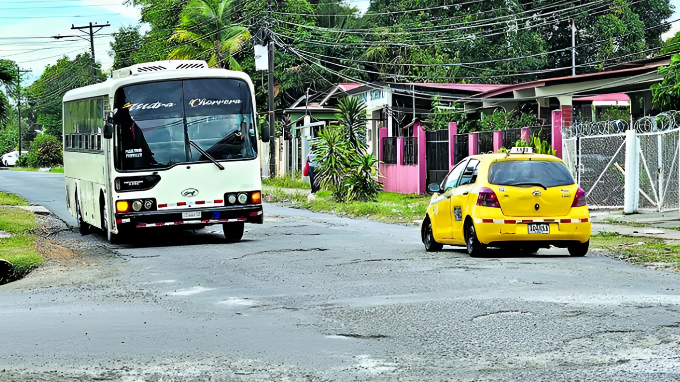 Transportistas exigen aumento de pasaje en La Chorrera