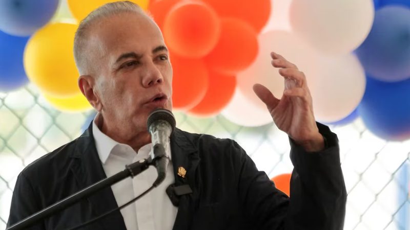 Manuel Rosales abandonó su candidatura y apoyará a Edmundo González para derrotar a Maduro en las elecciones