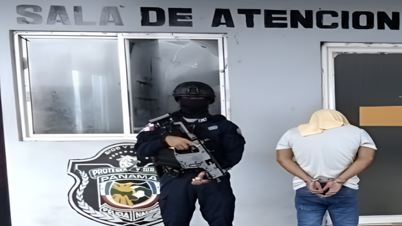 En San Miguelito, policía aprehende a un ciudadano por presunto microtráfico