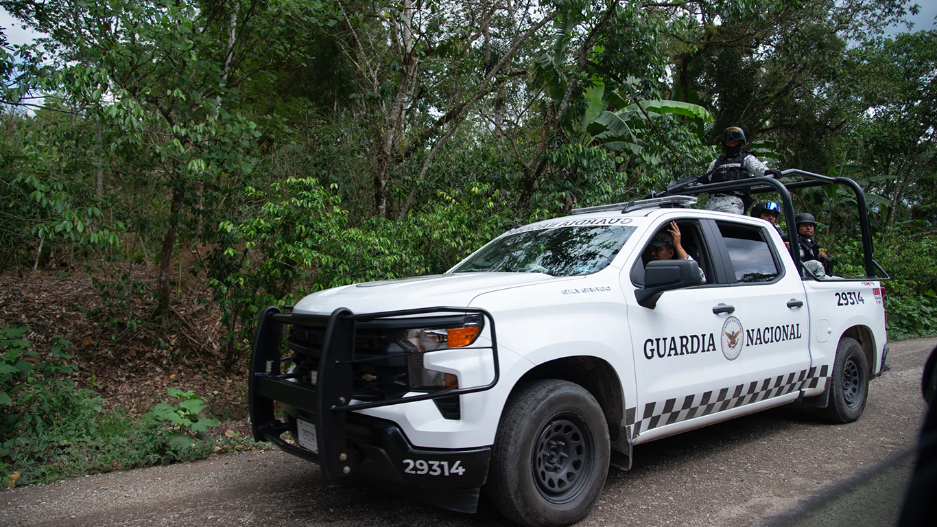 Encuentran 19 cuerpos en un camión abandonado en Chiapas, México