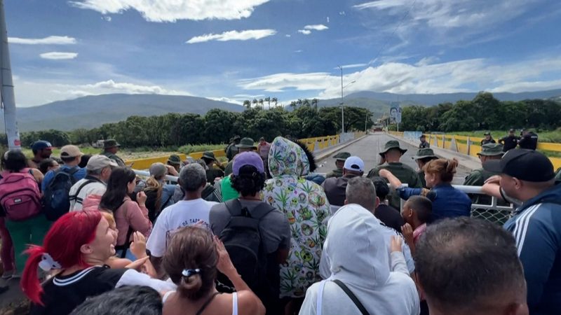 Venezuela cierra fronteras y pone en vigor otras medidas previo a las elecciones presidenciales del domingo