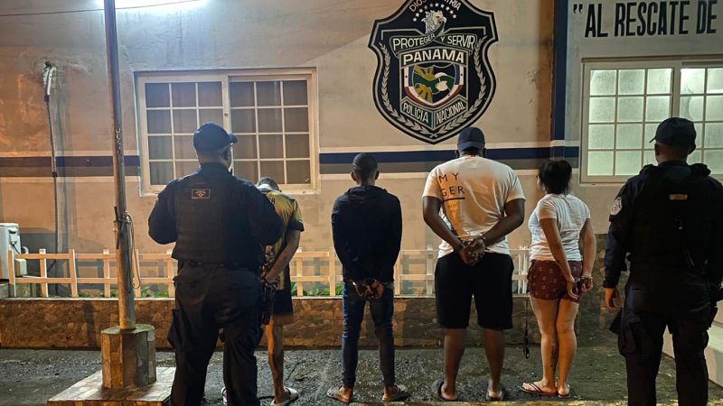 POLICÍA DECOMISA 52 PAQUETES CON DROGA EN LAS ÚLTIMAS 24 HORAS