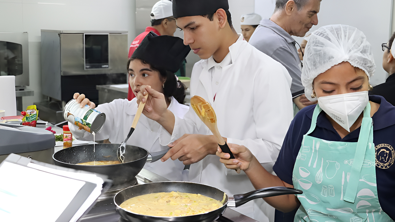 Veintidós colegios clasifican a la final de la Competencia Nacional de Química en la Cocina de la Senacyt