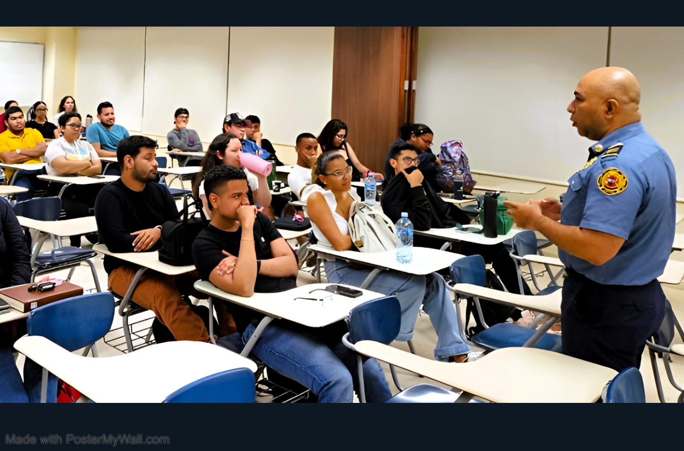 Academia de formación de Bomberos capacitan a estudiantes de la Universidad Tecnológica