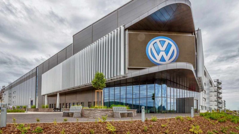 Volkswagen podría cerrar plantas en Alemania por primera vez en la historia