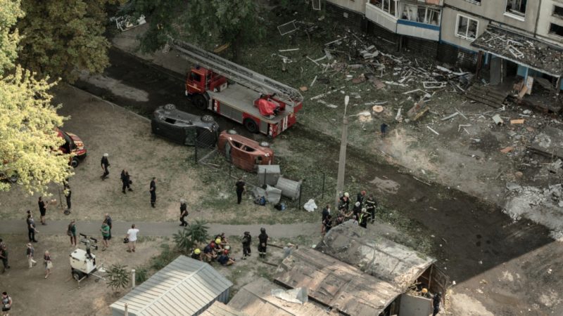 Al menos 41 personas heridas, incluidas 5 niños, en Járkiv, Ucrania, tras ataque de Rusia